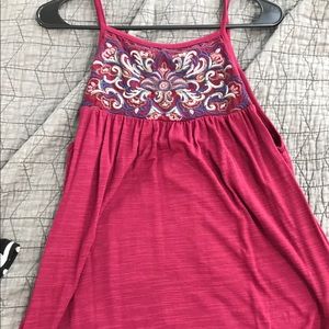 Maurice’s tank top